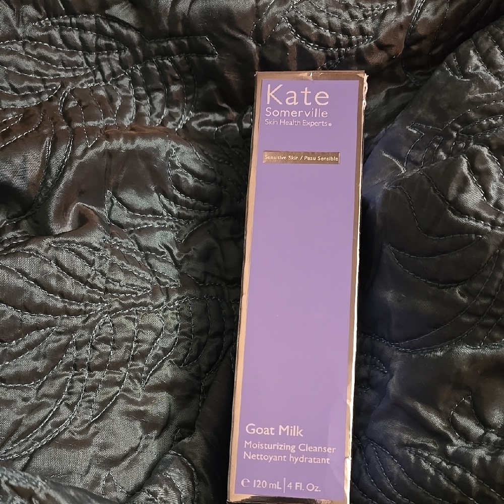 Kate Somerville Goat Milk Moisturizing Cleanser